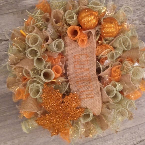 Fall Themed Wreath "Grateful" - Picture 8 of 11